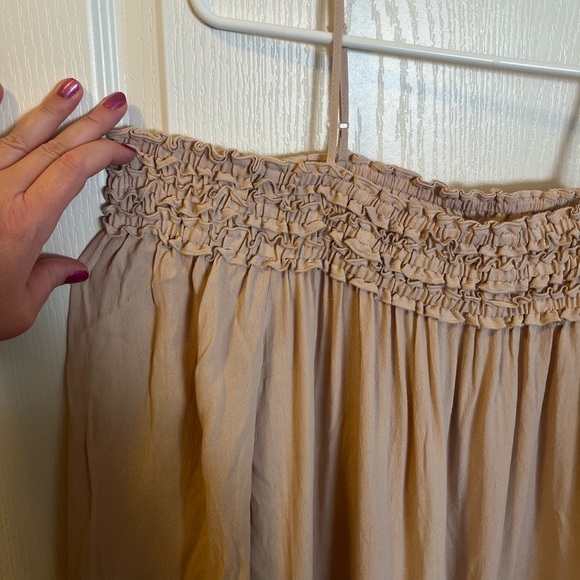 Forever 21 Cold Shoulder Top - Picture 3 of 8